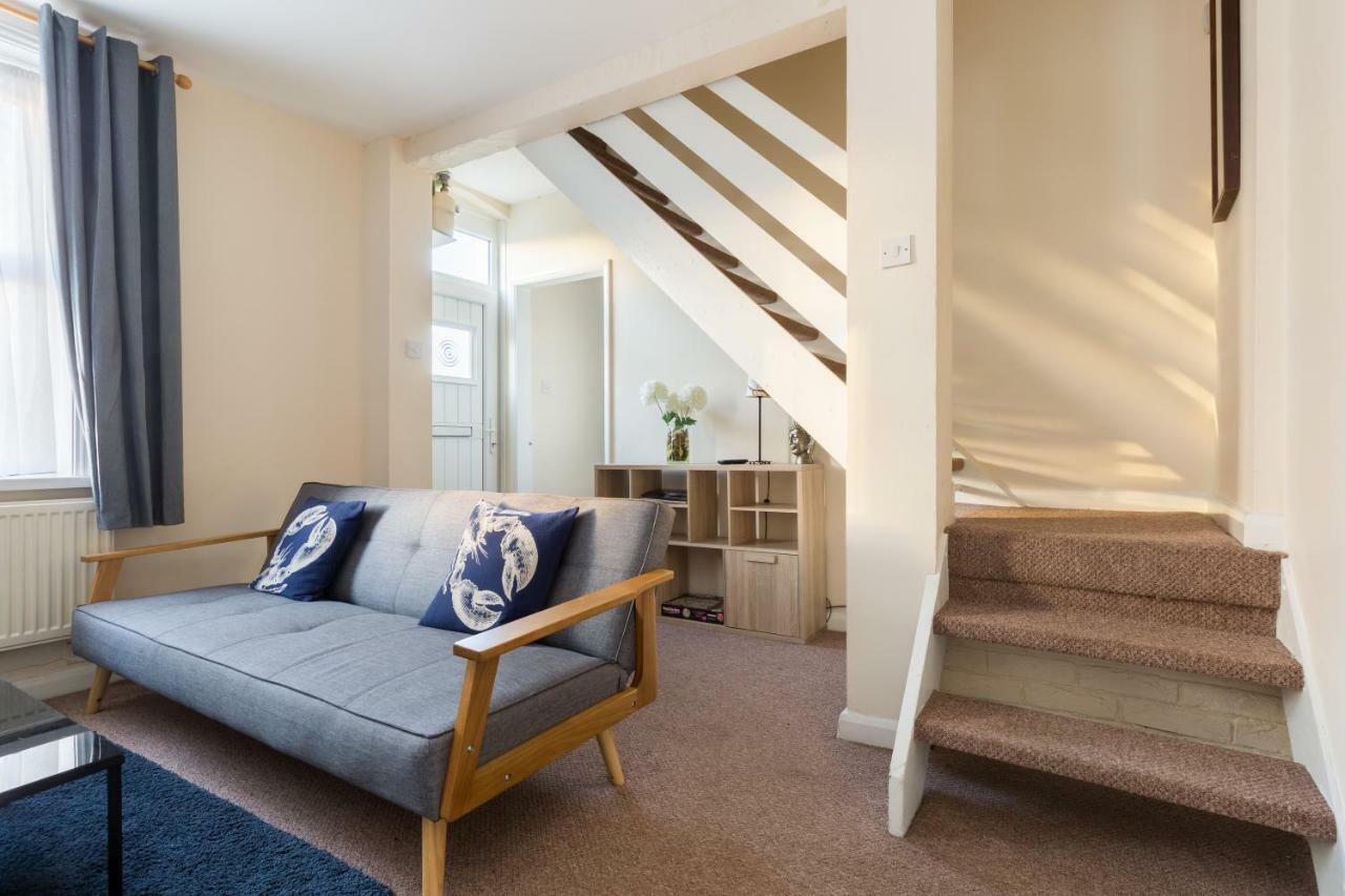 Well Presented 2 Bedroom House - Sleeps Four Leamington Spa Exterior photo